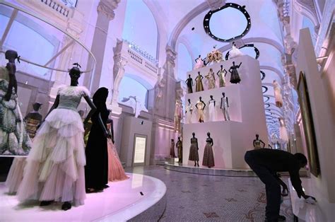 dior cafe parijs|dior museum paris ticket price.